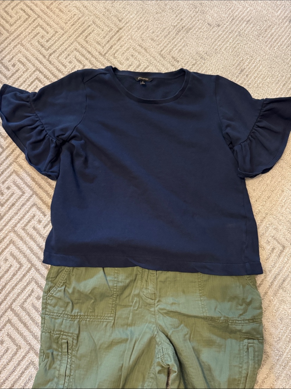 Banana Republic sweatshirt